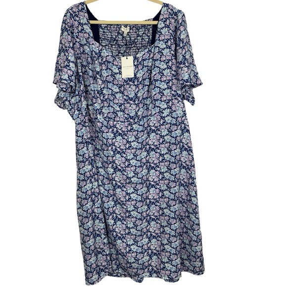 Skies Are Blue Dresses & Skirts - Skies Are Blue Curvy Floral sleeve Midi Dress Size 3X NWT